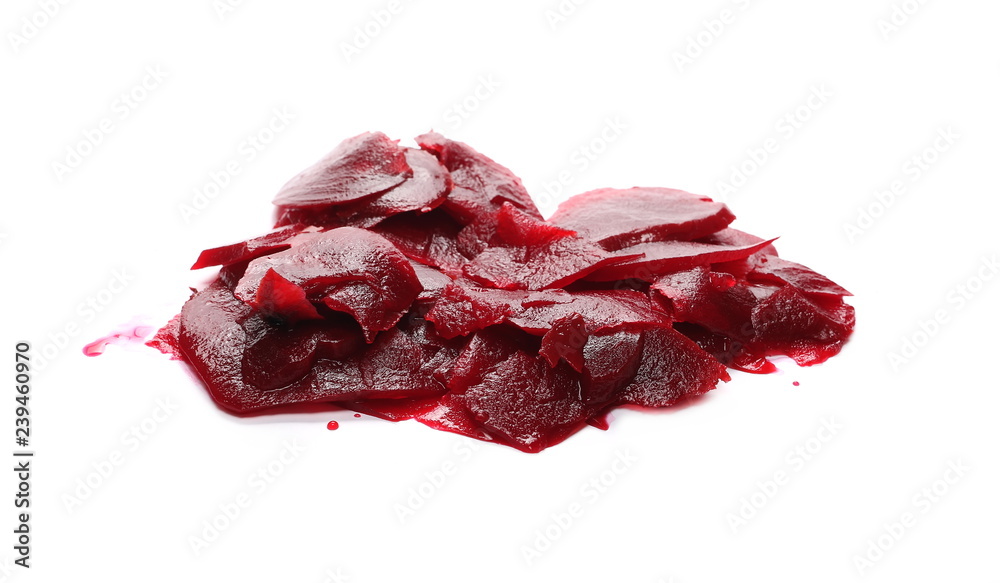 Fototapeta premium Fresh, cooked beetroot slices isolated on white background