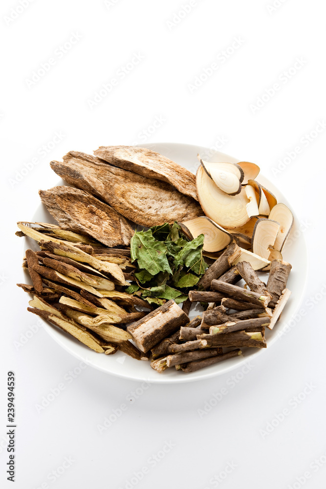 Oriental medicine (kudzu vine, licorice, acanthopanax, Oriental raisin tree) Oriental medicine (kudzu vine, licorice, acanthopanax, Oriental raisin tree)