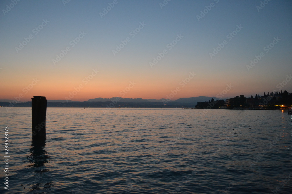 Naklejka premium Sunset in Italy