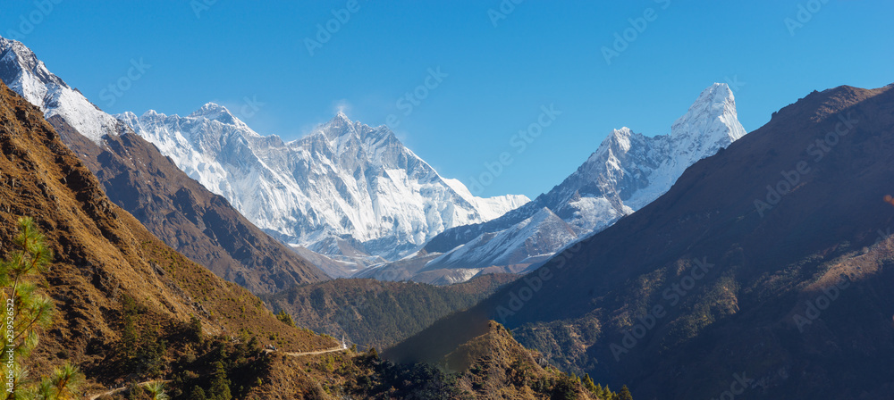 Everest, Lhotse and Ama Dablam summits. - obrazy, fototapety, plakaty 