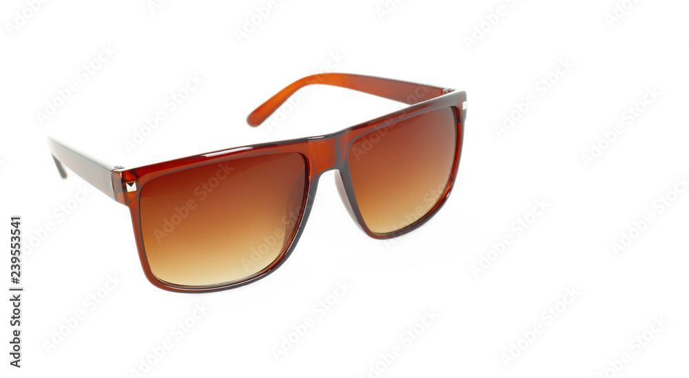 Clothes, shoes and accessories - Brown modern sunglasses Clothes, shoes and accessories - Brown modern sunglasses