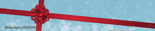 rote Geschenkschleife mit Schneeflocken Hintergrund