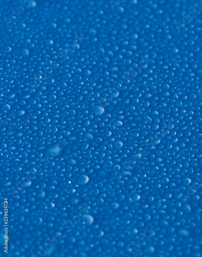 Blaue Wassertropfen