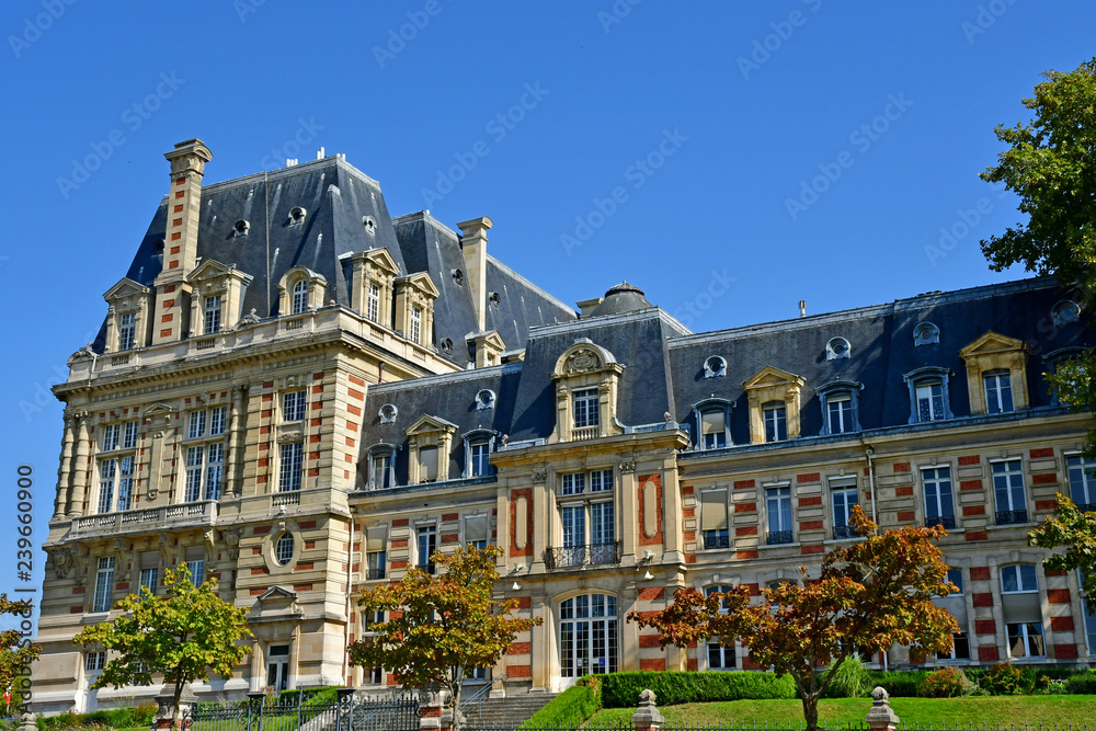 Versailles, France - september 2 2018 : town hall