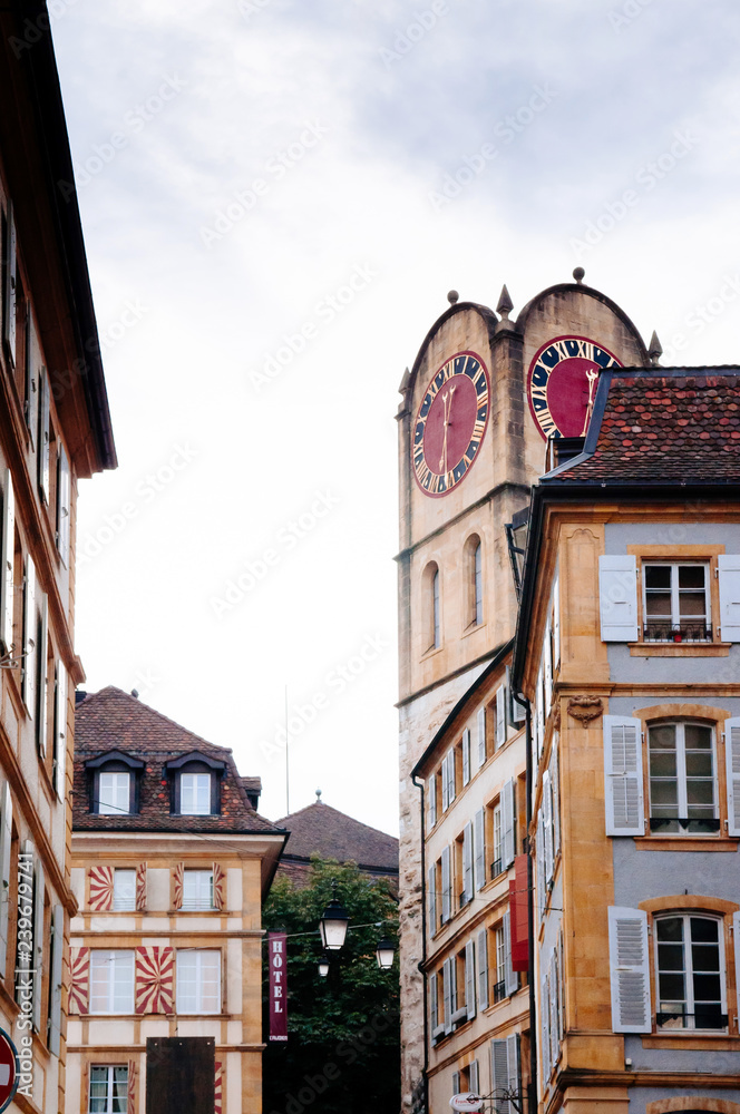 Fototapeta premium Old Diesse Tower clock tower in Medieval town Neuchatel, Switzerland