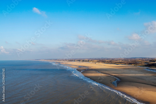 Fotografia Amazing view to scheveningen beach in Netherlands Europe
