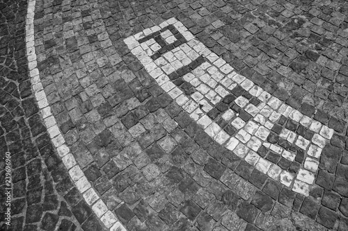 Foto Piazza con scritta nel Centro storico di Ales (Oristano) - Sardegna - Italia