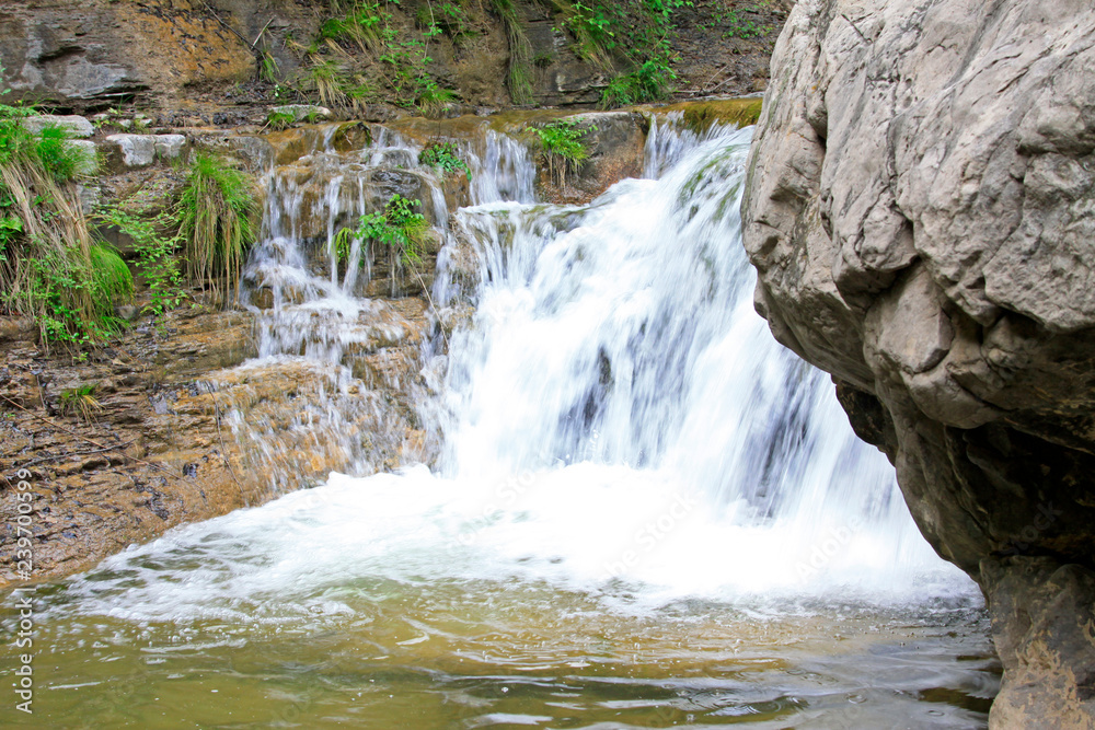 Obraz premium yuntai mountain scenic spot natural scenery, cascade creek, China.