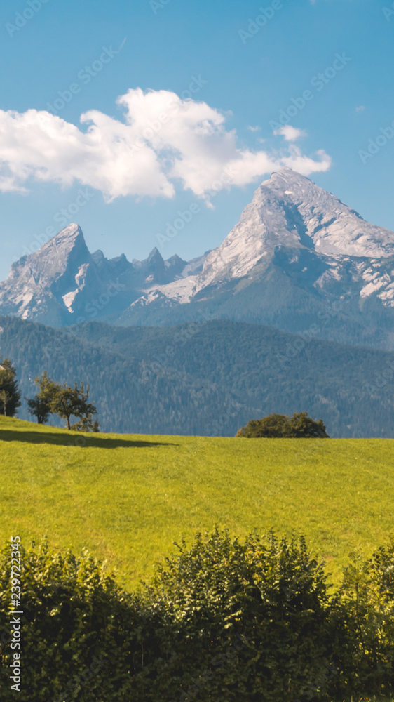 Smartphone HD wallpaper of beautiful view of the famous Watzmann -Berchtesgaden - Bavaria - Germany Stock Photo | Adobe Stock Smartphone HD wallpaper of beautiful view of the famous Watzmann -Berchtesgaden - Bavaria - Germany Stock Photo | Adobe Stock