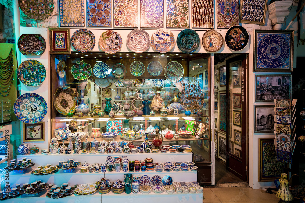 Turkish decorative porcelain  in the Grand Bazaar, Istanbul