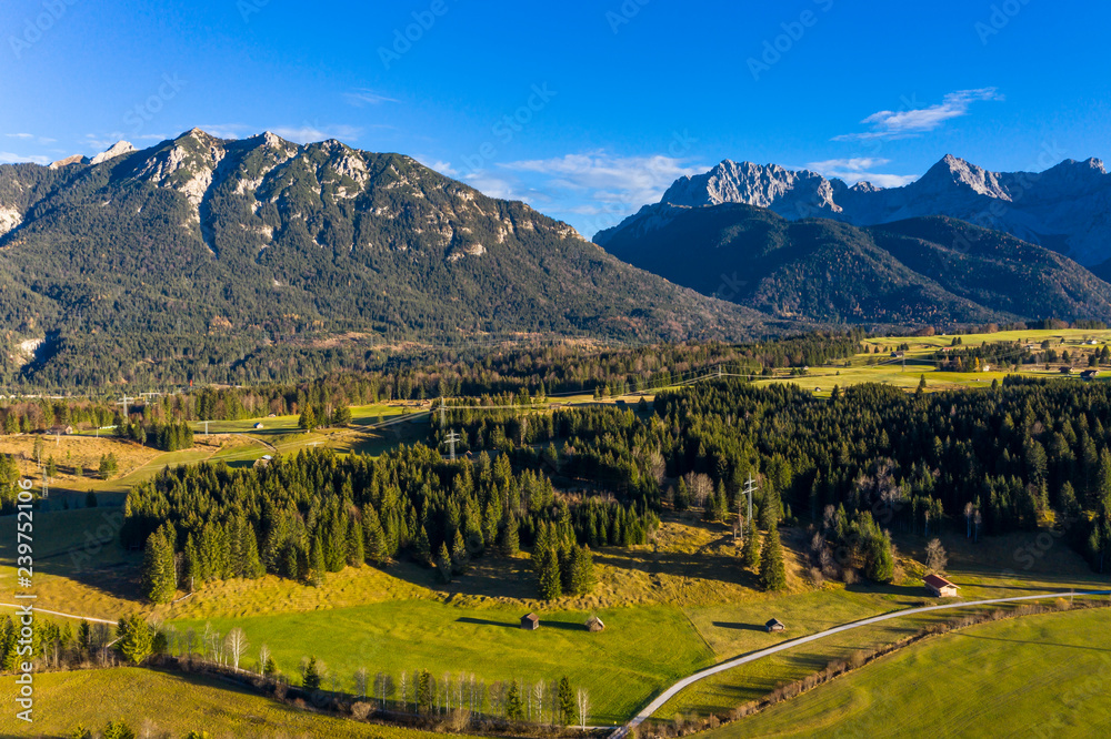 Luftaufnahme, Wälder und wiesen, alpen, Bayern,  Deutschland