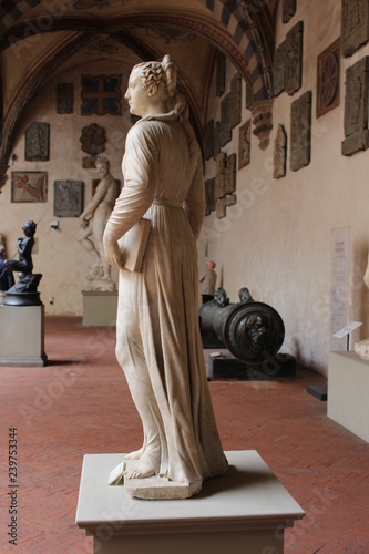 Statue by Domenico Poggini