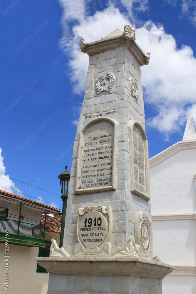 Columna de los mártires y próceres de la independencia. Marinilla, Antioquia, Colombia