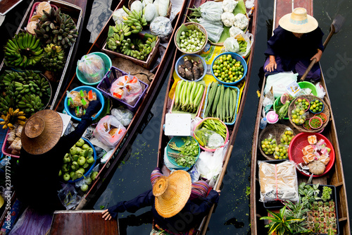 Floating Market Thailand Lifestyle © Al