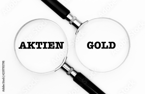 Gold oder Aktien photo