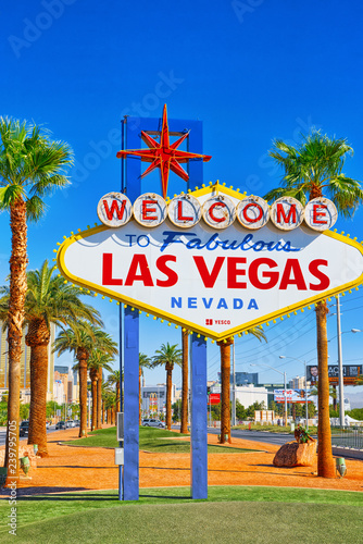 Obraz Słynny znak Las Vegas przy wejściu do Strip.