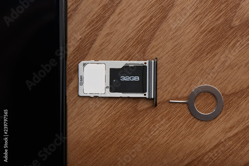 Wallpaper Mural SIM card and microSD card tray Torontodigital.ca