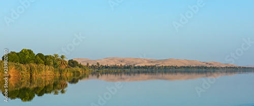 Fotografía Landscape view of large river nile in Egypt