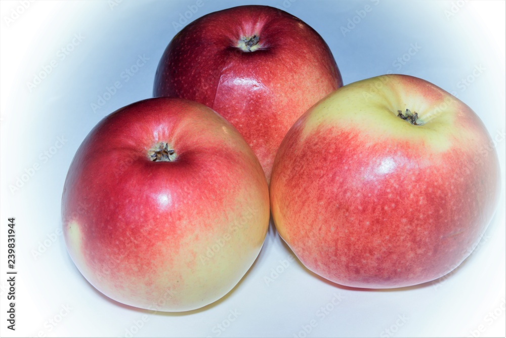 4793041 TITLE: Three tasty, ripe fresh apples on white background isolated. 4793041 TITLE: Three tasty, ripe fresh apples on white background isolated.
