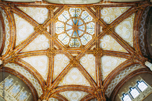 Plafond rosace en mosaïques, Hôpital Sant Pau Barcelone, Espagne