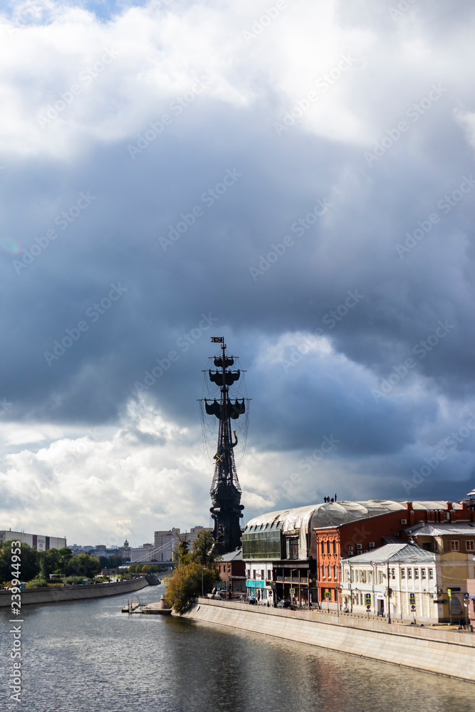 Fototapeta premium Great Peter ship sculpture in the river shore in Moscow