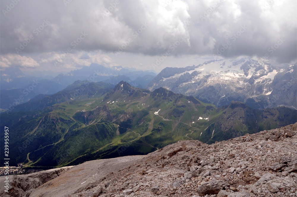 Fototapeta premium Unterwegs in den Dolomiten