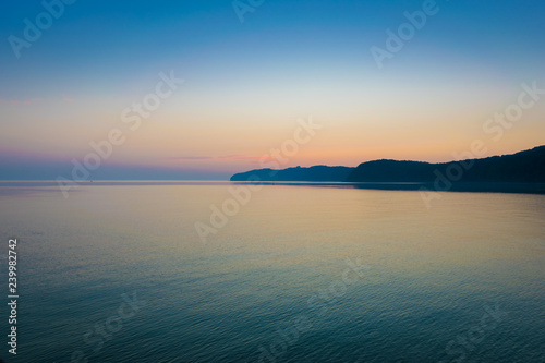 Sonnenaufgang an der Ostsee K  ste auf Insel R  gen - Binz