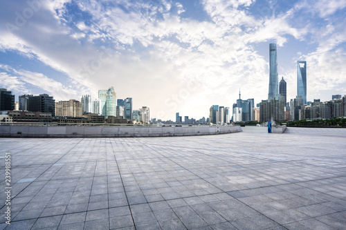 Fototapeta Naklejka Na Ścianę i Meble -  empty square with city skyline