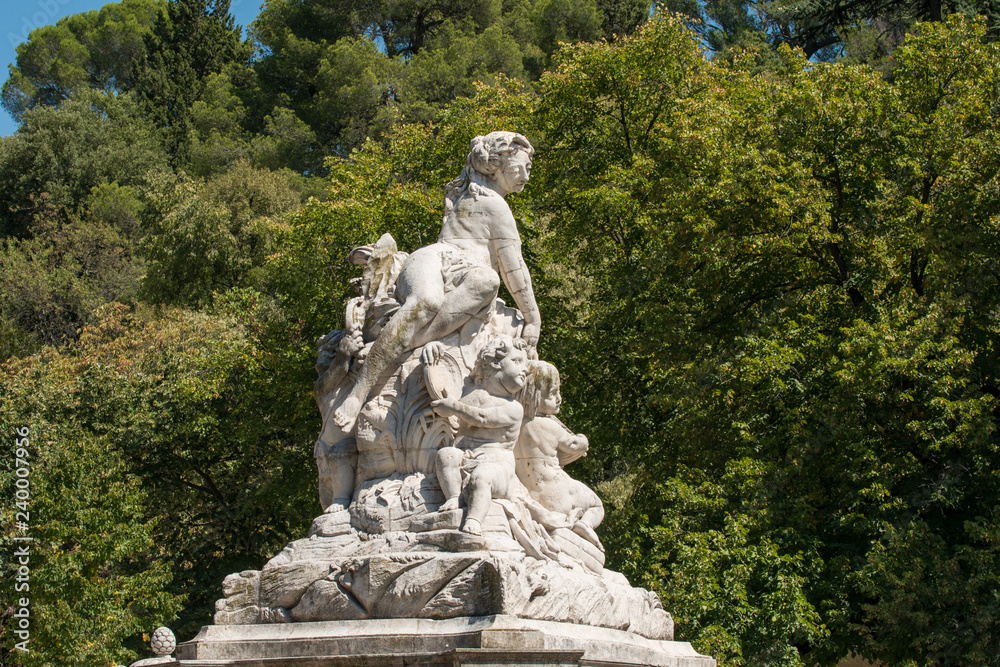 Jardins de la Fontaine in Nimes in Südfrankreich