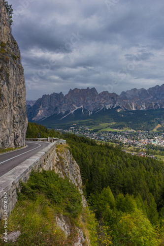 Berglandschaft um Cortina d’Ampezzo photo