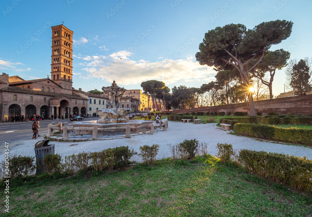 Obraz premium Rome (Italy) - The archeological ruins of Rome's historic center. Here the 