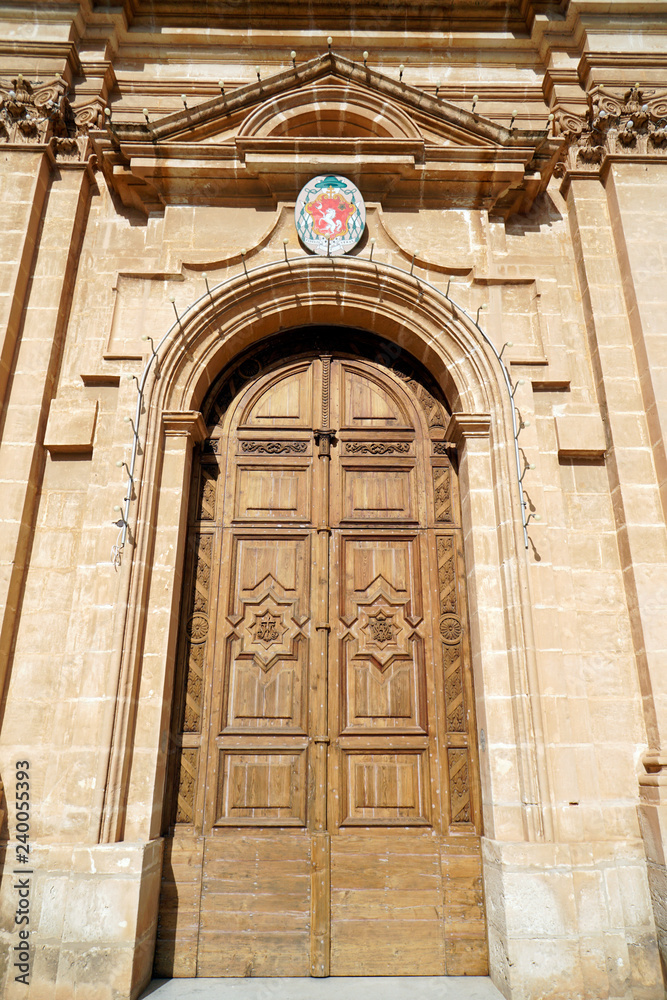 Portal der Pfarrkirche Maria Geburt, Mellieha, Malta