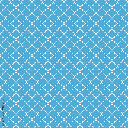 Quatrefoil Seamless Pattern - Minimalist light blue and white quatrefoil or trellis design