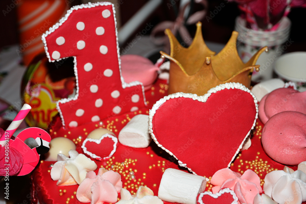 Obraz premium Cake for one year.