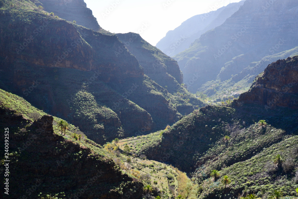La Gomera: hinking from Alajeró to Imada, througth the Canyopn de Guarimiar and up to the Cabezo de las Vetilas