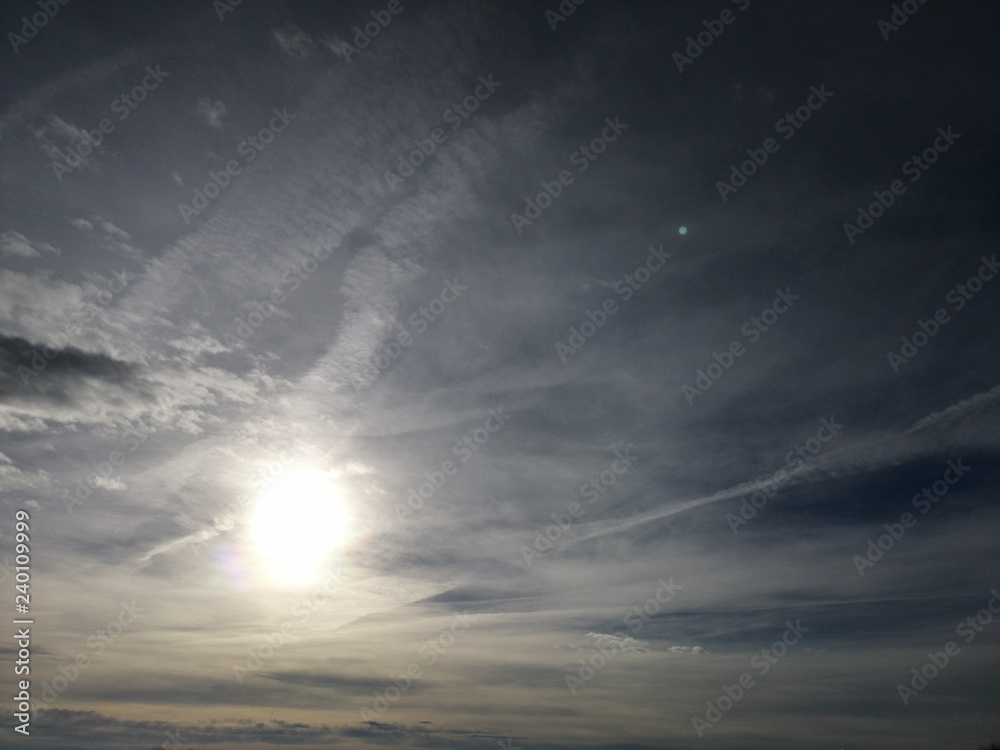 Obraz premium davVORMITTAGS-SONNE