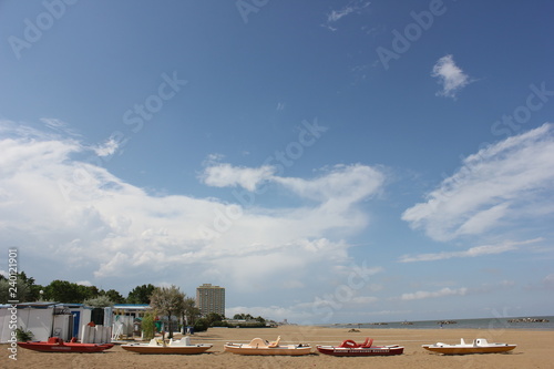 Porto San Giorgio mare spiaggia e pattino photo