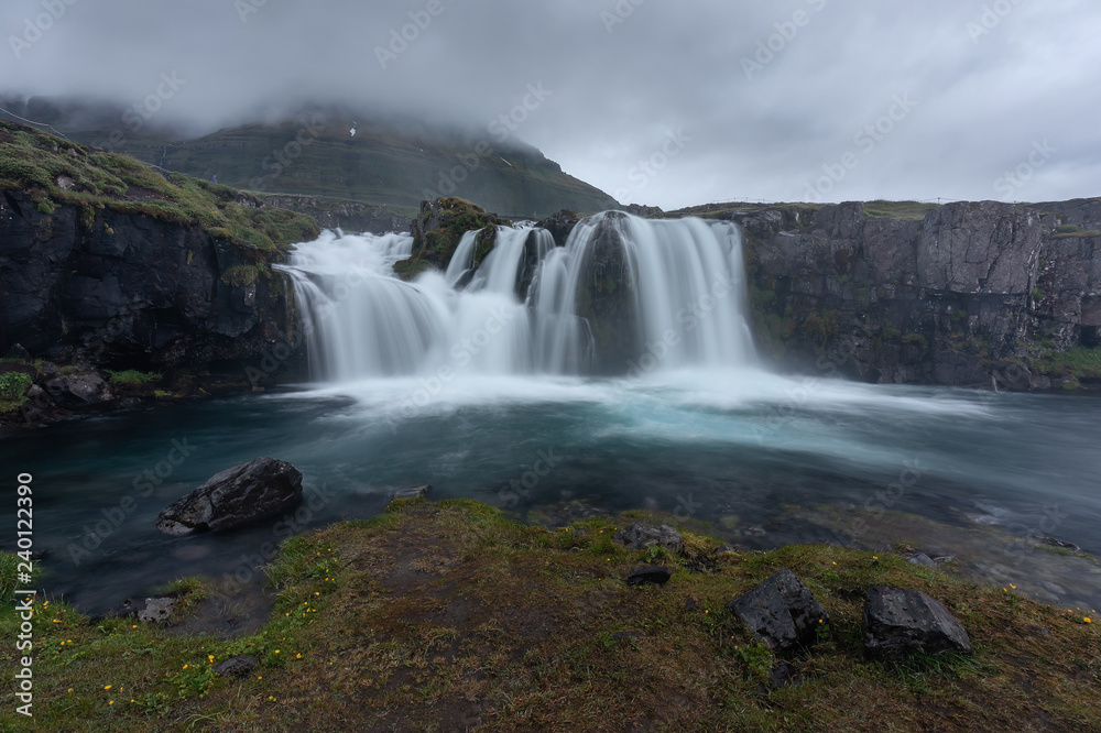 Mt. Kirkjufell & Kirkjufellsfoss in Grundarfjörður Mt. Kirkjufell & Kirkjufellsfoss in Grundarfjörður