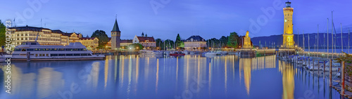 Lindau Bodensee Hafen Panorama beleuchtet