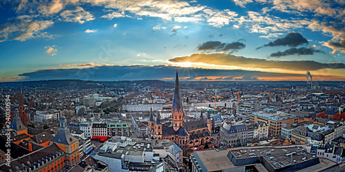 Luftbildaufnahme der Stadt Bonn mit Münster photo