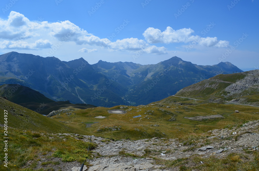 Naklejka premium Montagne