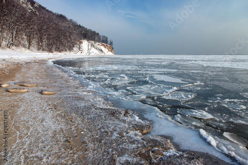 Fototapeta Naklejka Na Ścianę i Meble -  frozen Baltic sea in Gdynia city, Poland