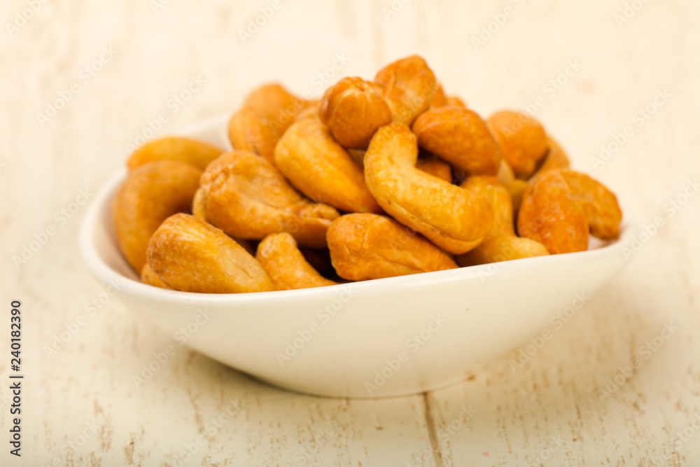 Cashew nuts