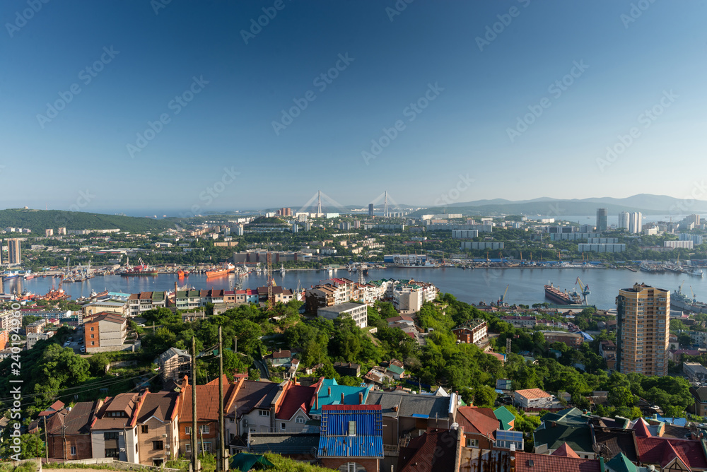 Obraz premium The main city of Primorsky region Rossi city port of Vladivostok. View of the port city of Vladivostok, the top of the Hill.