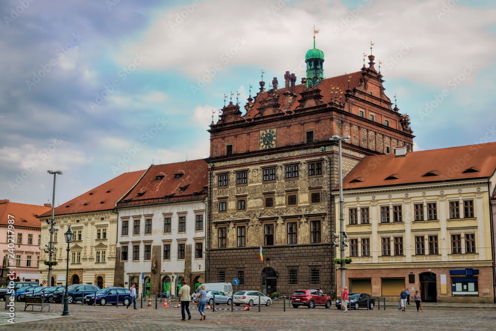 Naklejka premium Pilsen, Hauptmarkt mit Rathaus