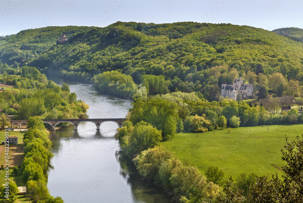 Obraz premium View of Dordogne river, France