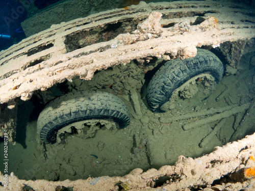 sunken ship with under the sea © Javier