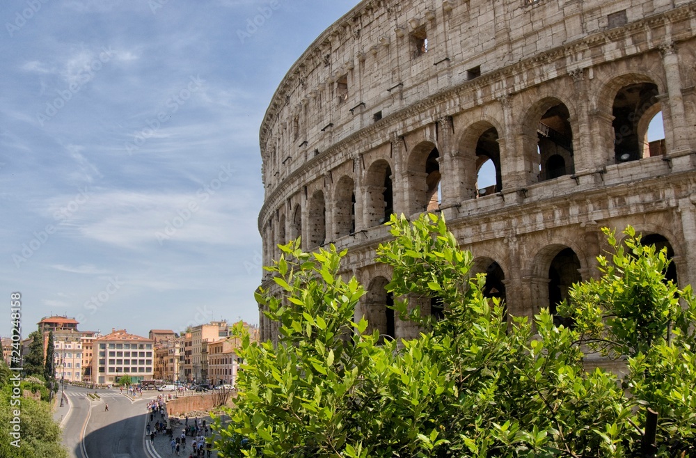 Obraz premium Stone details of the Colosseum in Rome, Italy