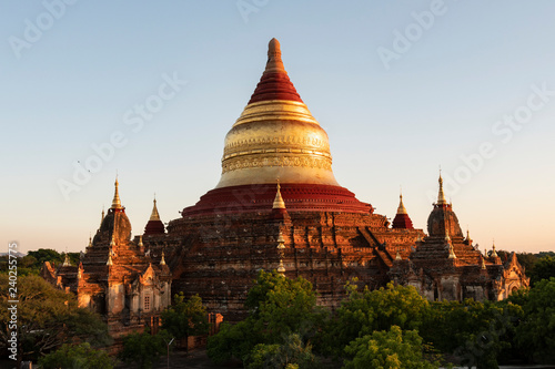 Cupola de Dhamma Ya Zi Ka Pagoda en el parque arqueológico de Bagan. Myanmar © DiegoCalvi