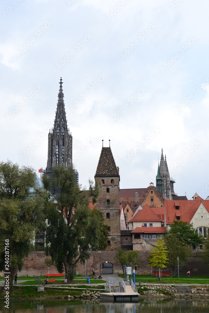 Obraz premium Pretty crooked houses of Ulm